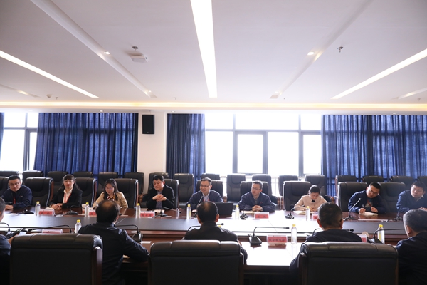说明: http://www.ynny.cn/__local/F/3D/5D/8E70CBB241299B33F7E4436BD07_CD7D3D08_2A750.jpg?e=.jpg